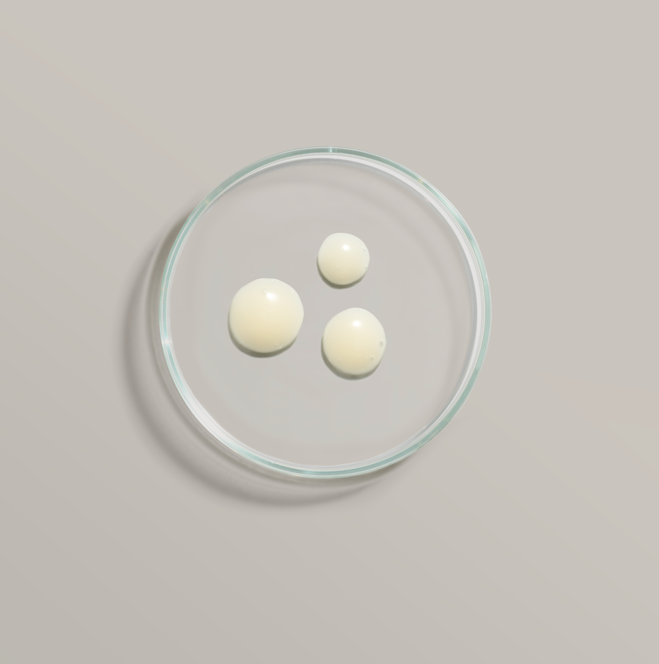 Sérum éclat affinant 10% vitamine C - Clinique Cinq Sens